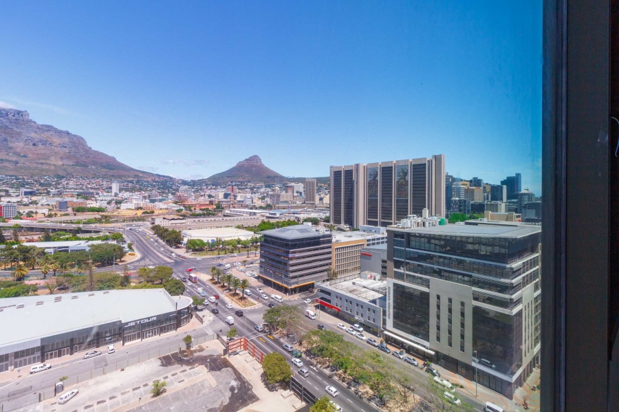 1 Bedroom Property for Sale in Foreshore Western Cape